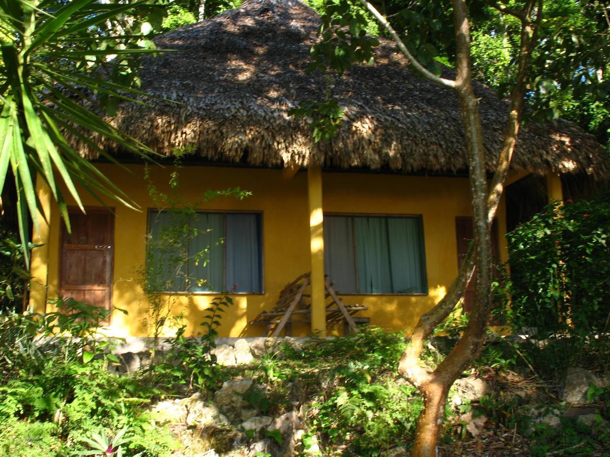 Laguna Yaxha Ecolodge El Sombrero المظهر الخارجي الصورة