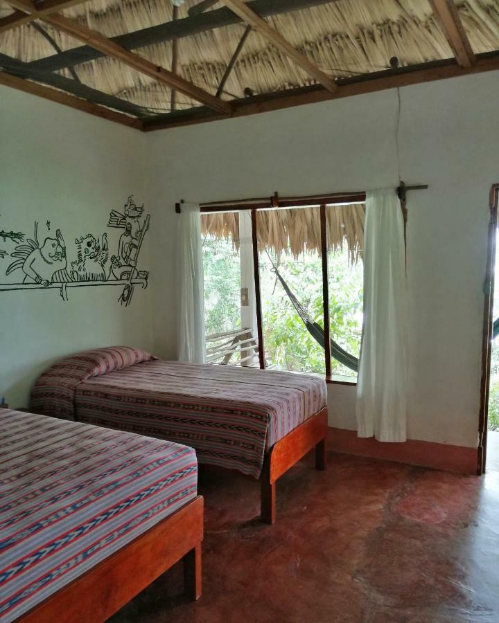 Laguna Yaxha Ecolodge El Sombrero المظهر الخارجي الصورة